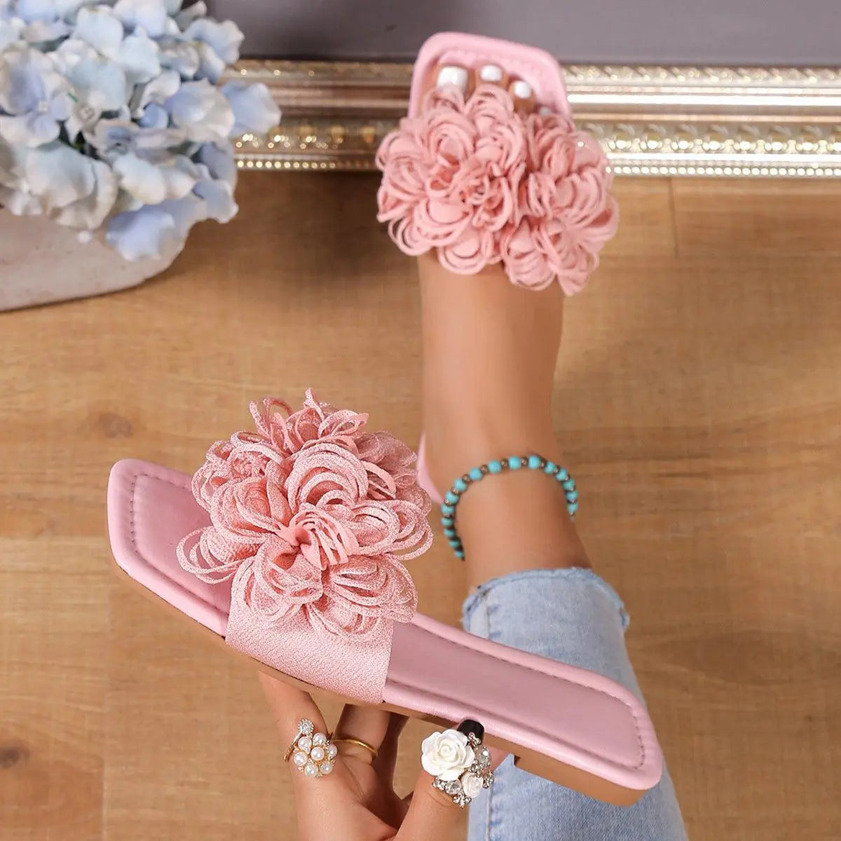 Fashion Flower Flat Slippers - Little Addiction